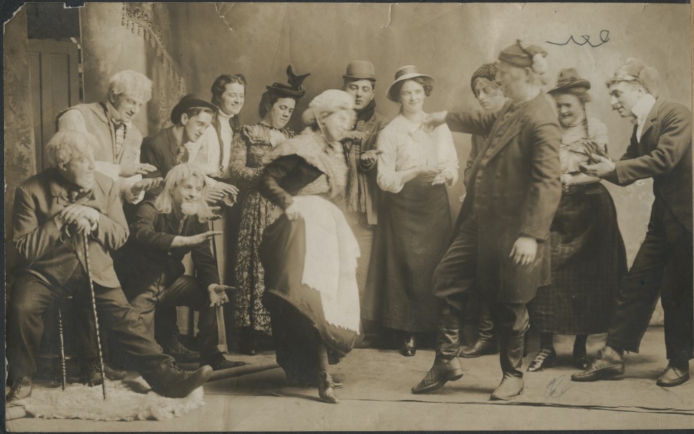 Play cast in production of "Tonkourou", Biddeford, 1910.
